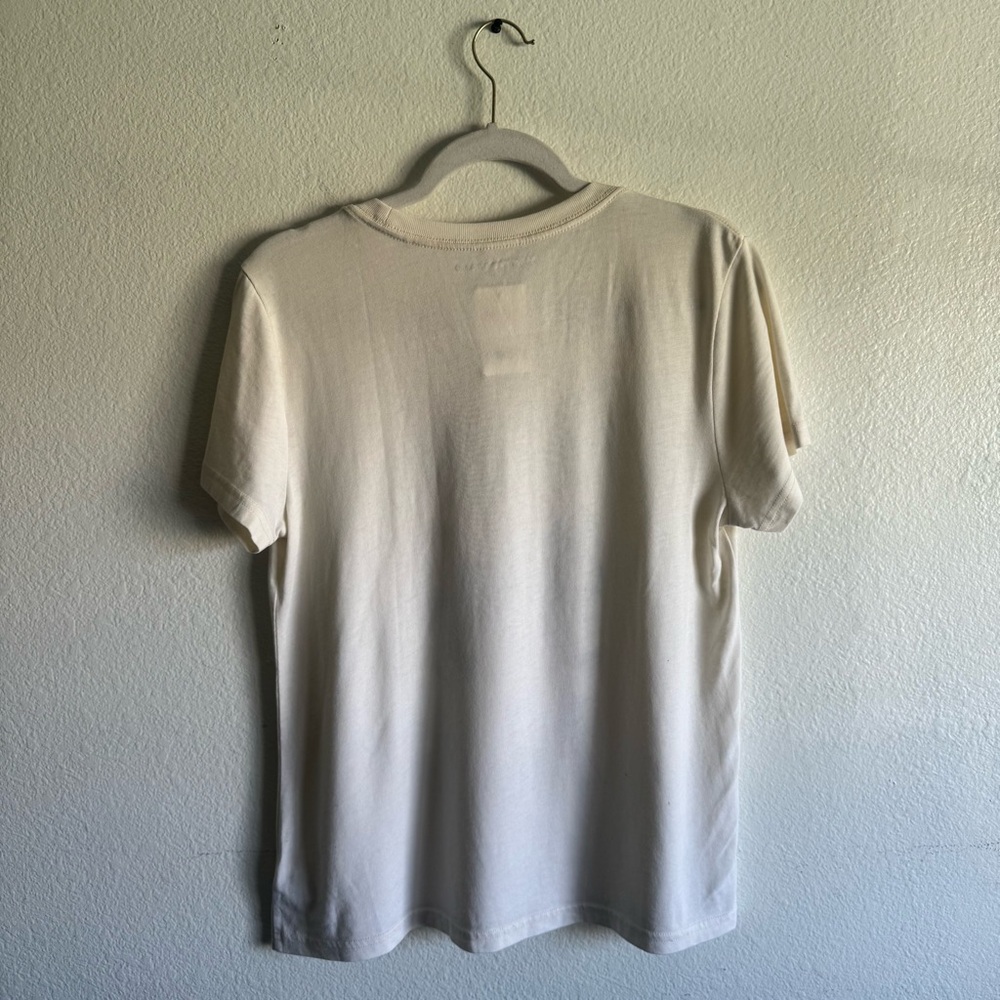 Queen of Cocktails Graphic T-Shirt
Lucky Brand Off White Cream Medium NWT - Picture 4 of 9